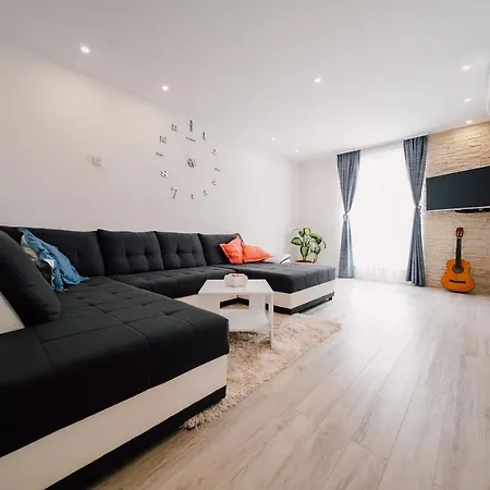 Leo Near Bridge * Zadar