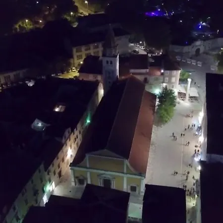 Apartment Leo Near Bridge *